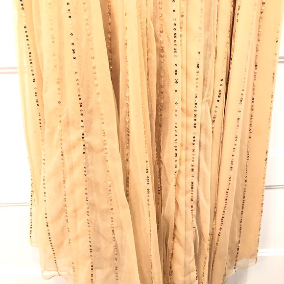 Mac Duggal Sequin Plunge Neck Gown Size 14 Sunset Style 10700 - Picture 8 of 10